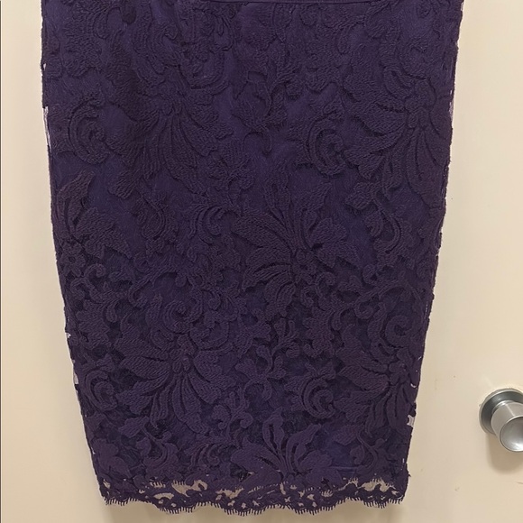 Tadashi Shoji Purple Lace Midi Dress V-neck Sleeveless - Picture 3 of 5